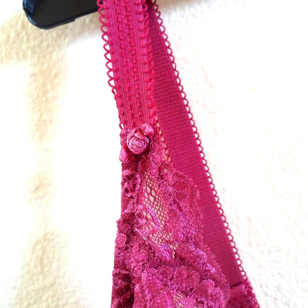 NWOT- Amour Raspberry Red Bra - Picture 4 of 7